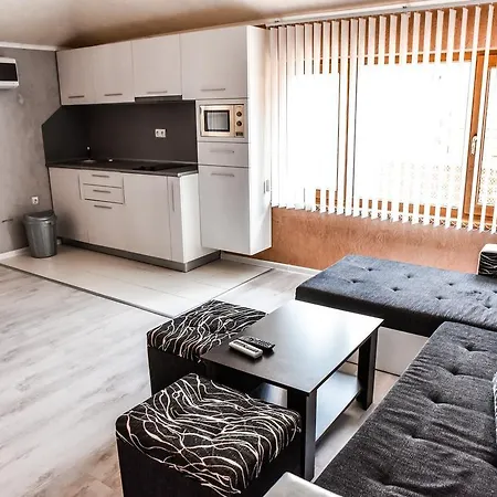 Dimitur Jekov * Obzor